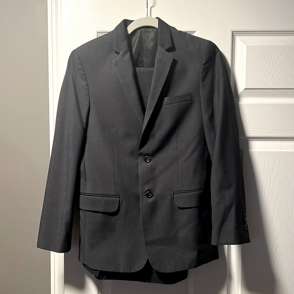 Calvin Klein Dark Gray Suit Coat. Size 16R.